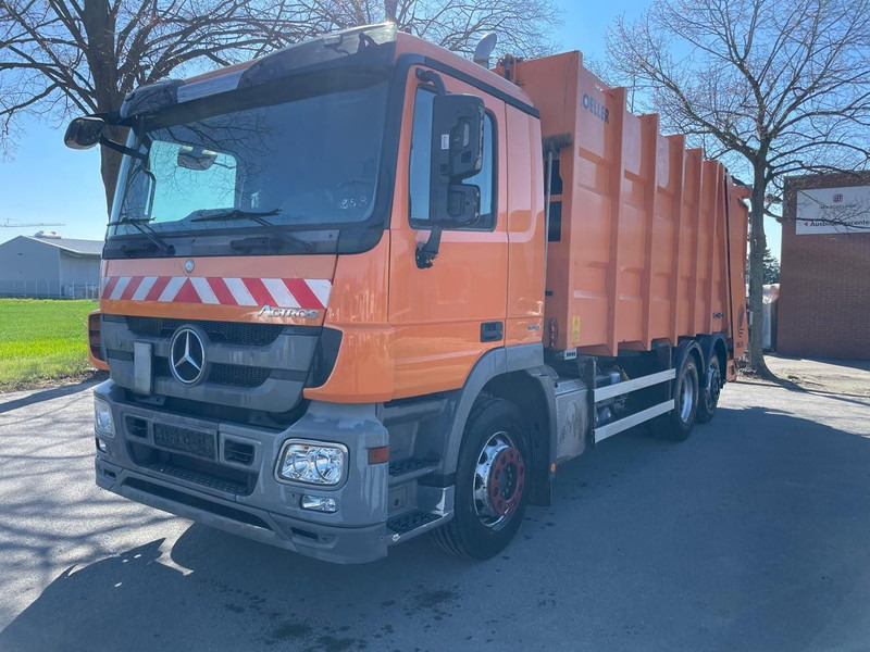 Mercedes-Benz Actros 2536 6x2 Blatt/Luft Müllwagen - Prügiauto: pilt 1 Mercedes-Benz Actros 2536 6x2 Blatt/Luft Müllwagen - Prügiauto: pilt 1