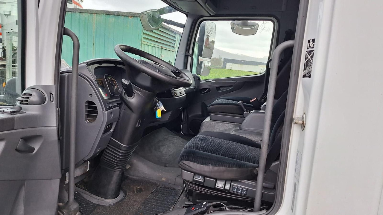 Mercedes-Benz Atego 818 Koffer - Tarbesõiduk furgoon: pilt 5 Mercedes-Benz Atego 818 Koffer - Tarbesõiduk furgoon: pilt 5