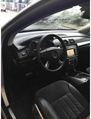Mercedes-Benz R-Klasse 320 CDI L 4Matic 7G-TRONIC DPF AMG-Paket - Luukpära: pilt 3 Mercedes-Benz R-Klasse 320 CDI L 4Matic 7G-TRONIC DPF AMG-Paket - Luukpära: pilt 3