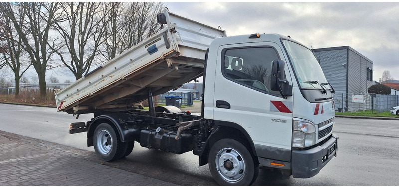 Mitsubishi Canter Kipper 2 Achser - Kallurauto: pilt 2 Mitsubishi Canter Kipper 2 Achser - Kallurauto: pilt 2