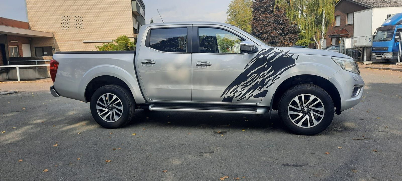 Nissan Navara NP300 N-Connecta Double Cab 4x4 - Maastur: pilt 4 Nissan Navara NP300 N-Connecta Double Cab 4x4 - Maastur: pilt 4