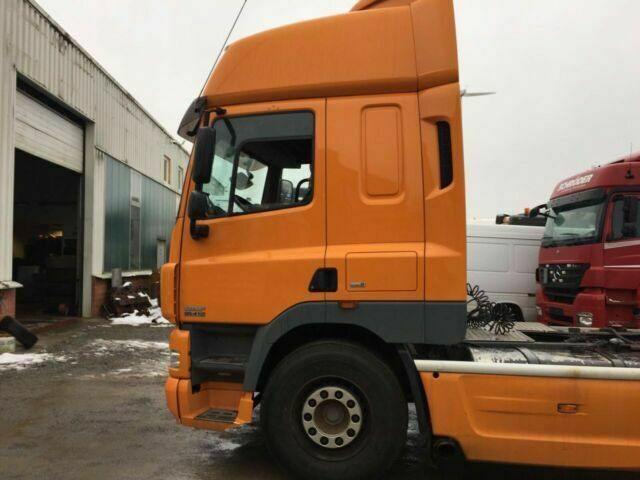 DAF CF85-410 G.Haus 2xBett ZF/Schalter 2-Kreishydr - Sadulveok: pilt 2 DAF CF85-410 G.Haus 2xBett ZF/Schalter 2-Kreishydr - Sadulveok: pilt 2