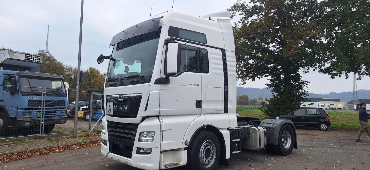 MAN 18.500 TGX SZM XXL - Sadulveok: pilt 3 MAN 18.500 TGX SZM XXL - Sadulveok: pilt 3