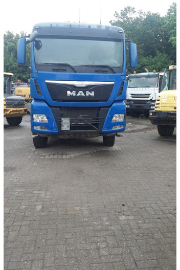 MAN TGX 18.460PS 4x4 Hydrodrive - Sadulveok: pilt 2 MAN TGX 18.460PS 4x4 Hydrodrive - Sadulveok: pilt 2