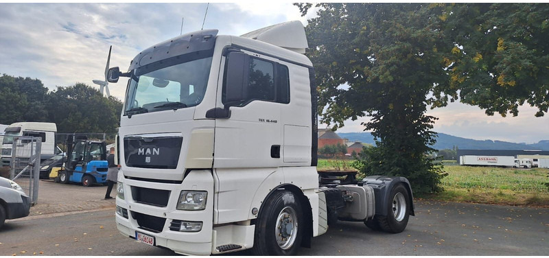 MAN TGX18.440H 4x4 SZM Kipphydraulik - Sadulveok: pilt 3 MAN TGX18.440H 4x4 SZM Kipphydraulik - Sadulveok: pilt 3