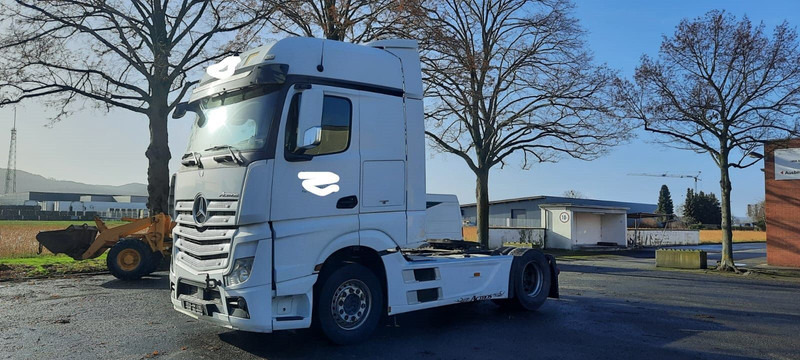 Mercedes-Benz 1845 Actros MP 4 - Sadulveok: pilt 3 Mercedes-Benz 1845 Actros MP 4 - Sadulveok: pilt 3