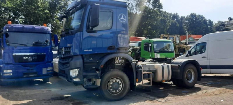 Mercedes-Benz 2043 Arocs 4x4 - Sadulveok: pilt 1 Mercedes-Benz 2043 Arocs 4x4 - Sadulveok: pilt 1