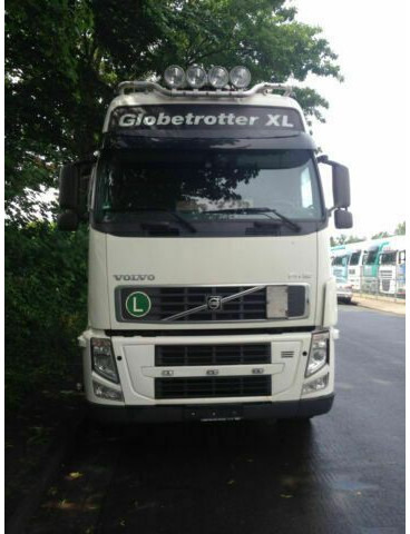 Volvo FH 440 G.Haus-Hochdach Euro:4 German Truck - Sadulveok: pilt 2 Volvo FH 440 G.Haus-Hochdach Euro:4 German Truck - Sadulveok: pilt 2