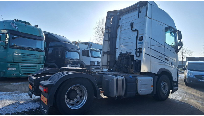 Volvo FH 500 Globbetrotter - Sadulveok: pilt 3 Volvo FH 500 Globbetrotter - Sadulveok: pilt 3