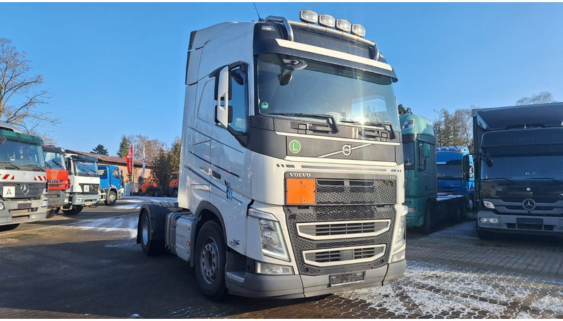 Volvo FH 500 Globbetrotter - Sadulveok: pilt 4 Volvo FH 500 Globbetrotter - Sadulveok: pilt 4