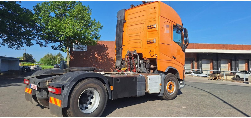 Volvo FH 500 Globbetrotter - Sadulveok: pilt 5 Volvo FH 500 Globbetrotter - Sadulveok: pilt 5