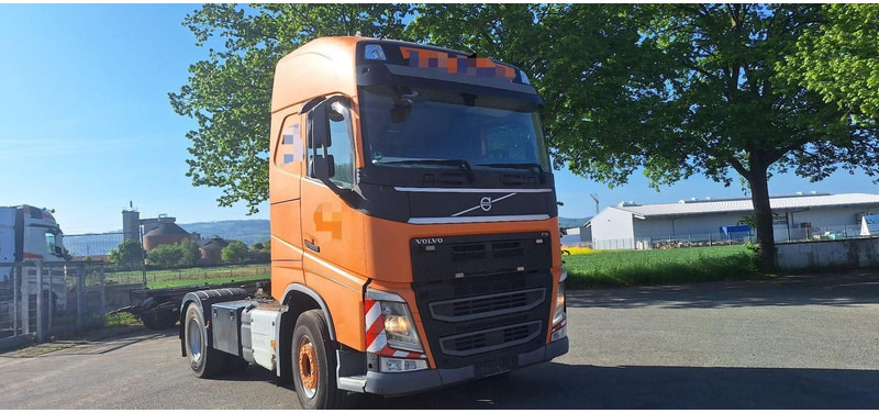 Volvo FH 500 Globbetrotter - Sadulveok: pilt 1 Volvo FH 500 Globbetrotter - Sadulveok: pilt 1