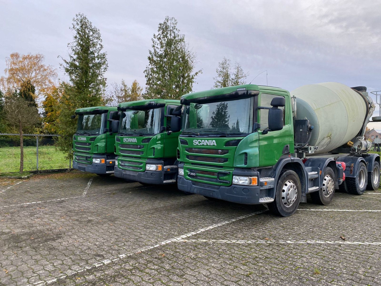 Scania 2x P360 Betonmischer 8x4 Blatt/Blatt E6 2 stück - Autobetoonisegisti: pilt 3 Scania 2x P360 Betonmischer 8x4 Blatt/Blatt E6 2 stück - Autobetoonisegisti: pilt 3
