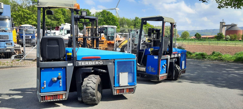 Terberg TKL M1-3 Mitnahmestapler - Küljelaadur: pilt 1 Terberg TKL M1-3 Mitnahmestapler - Küljelaadur: pilt 1