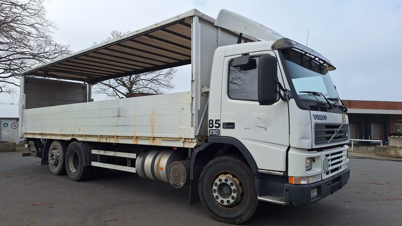 Volvo FM7 6x2 Koffer 3x vorhanden - Kasti veoauto: pilt 2 Volvo FM7 6x2 Koffer 3x vorhanden - Kasti veoauto: pilt 2
