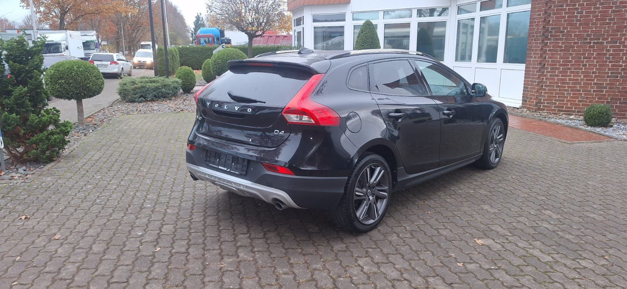 Volvo V40 Cross Country You! - Maastur: pilt 4 Volvo V40 Cross Country You! - Maastur: pilt 4