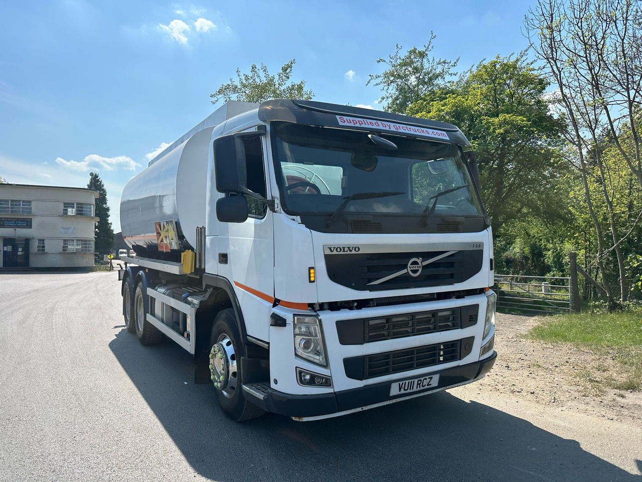 2011 Volvo FM Fuel Tanker - Tsisternauto: pilt 3 2011 Volvo FM Fuel Tanker - Tsisternauto: pilt 3