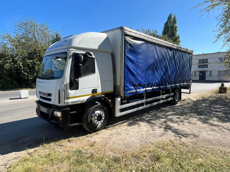 2013 Iveco Eurocargo Curtainsider - Tent veoauto: pilt 2 2013 Iveco Eurocargo Curtainsider - Tent veoauto: pilt 2