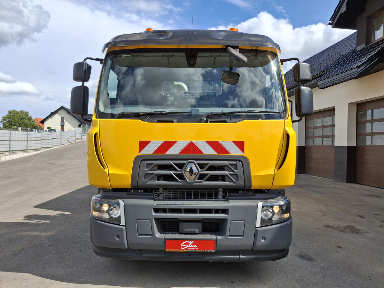 RENAULT C280 Kehrmaschine Zamiatarka SEMAT Zoeller FAUN Karcher L/R 2 Motoren 2018r 740 Mth Euro 6 - Tänavapühkimismasin: pilt 2 RENAULT C280 Kehrmaschine Zamiatarka SEMAT Zoeller FAUN Karcher L/R 2 Motoren 2018r 740 Mth Euro 6 - Tänavapühkimismasin: pilt 2