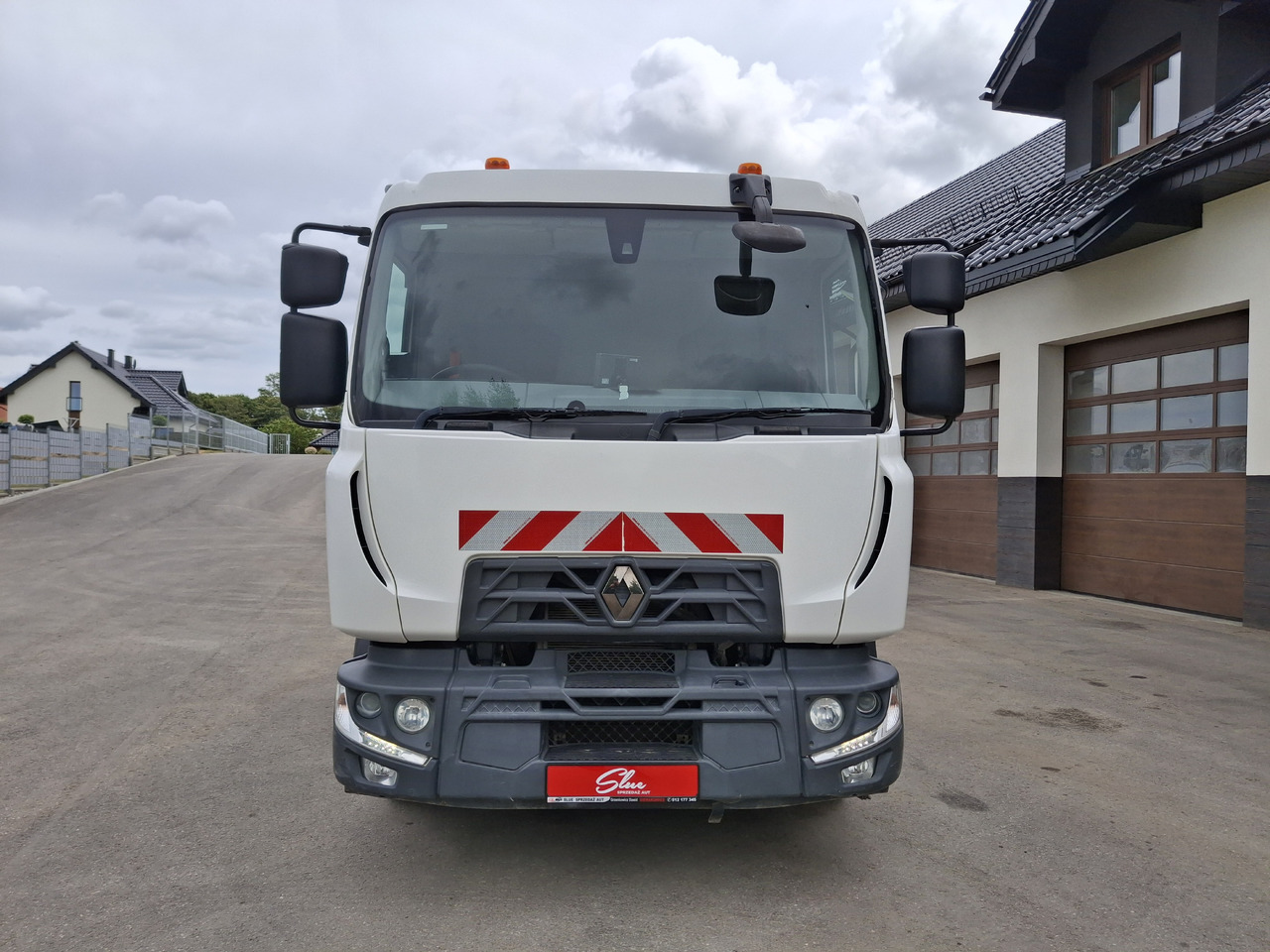 RENAULT D16 Zamiatarka Kehrmaschine SEMAT Zoeller FAUN Karcher Szczotki L/R Hydrostat Euro 6 PM10 Rura Do Liści - Tänavapühkimismasin: pilt 2 RENAULT D16 Zamiatarka Kehrmaschine SEMAT Zoeller FAUN Karcher Szczotki L/R Hydrostat Euro 6 PM10 Rura Do Liści - Tänavapühkimismasin: pilt 2