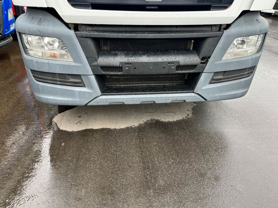 MAN TGS Front Stoßstange Stoßfänger - Kaitseraud - Veoauto: pilt 4 MAN TGS Front Stoßstange Stoßfänger - Kaitseraud - Veoauto: pilt 4