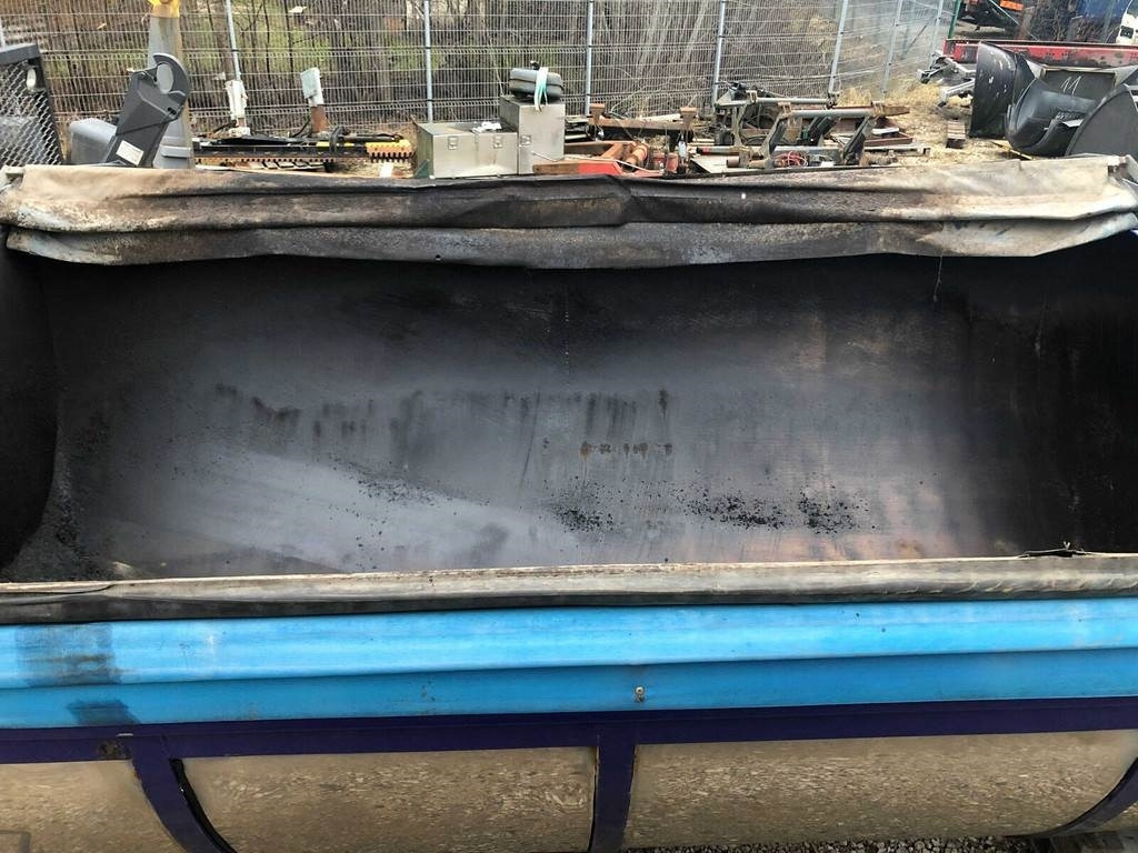 Asphalt TIPPER BOX - Kabiin - Veoauto: pilt 3 Asphalt TIPPER BOX - Kabiin - Veoauto: pilt 3