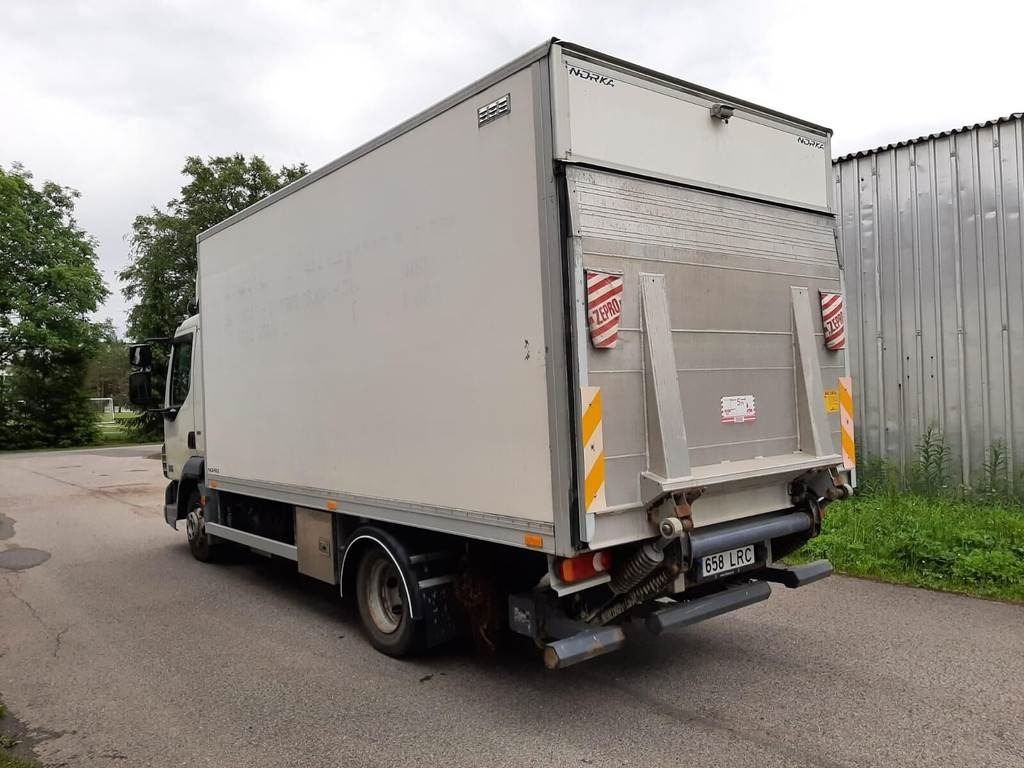 DAF FA 45.180 4X2 KITCHEN - Kasti veoauto: pilt 2 DAF FA 45.180 4X2 KITCHEN - Kasti veoauto: pilt 2