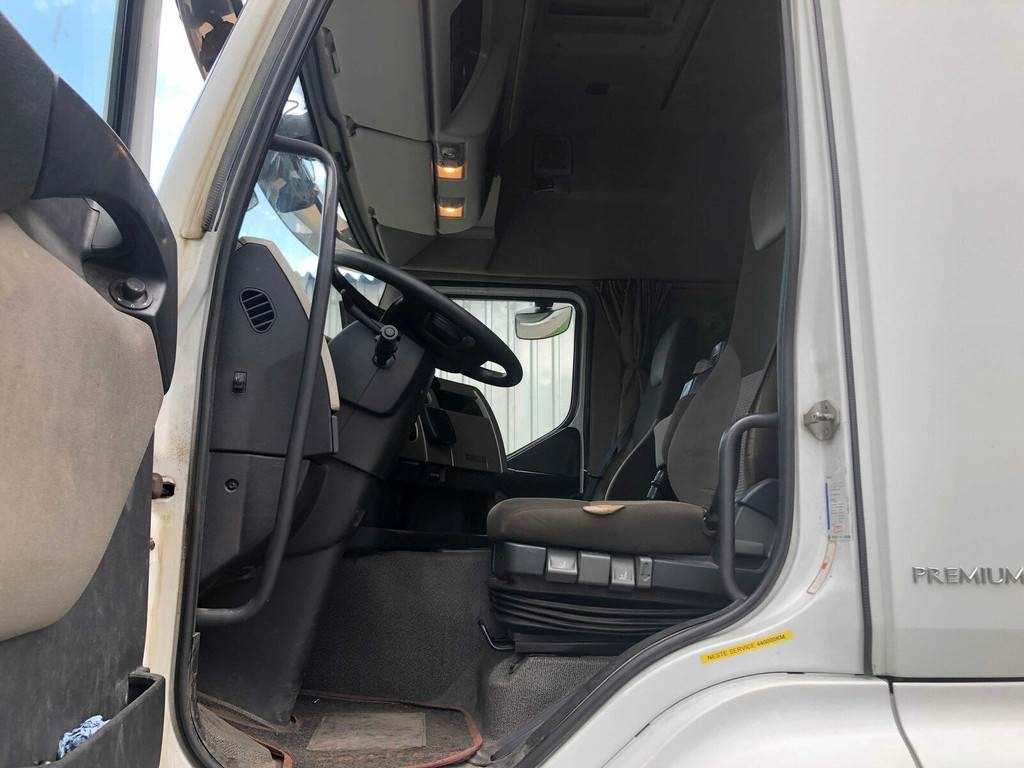 Renault Premium 380 4X2 SIDE OPENING EURO5 - Kasti veoauto: pilt 5 Renault Premium 380 4X2 SIDE OPENING EURO5 - Kasti veoauto: pilt 5