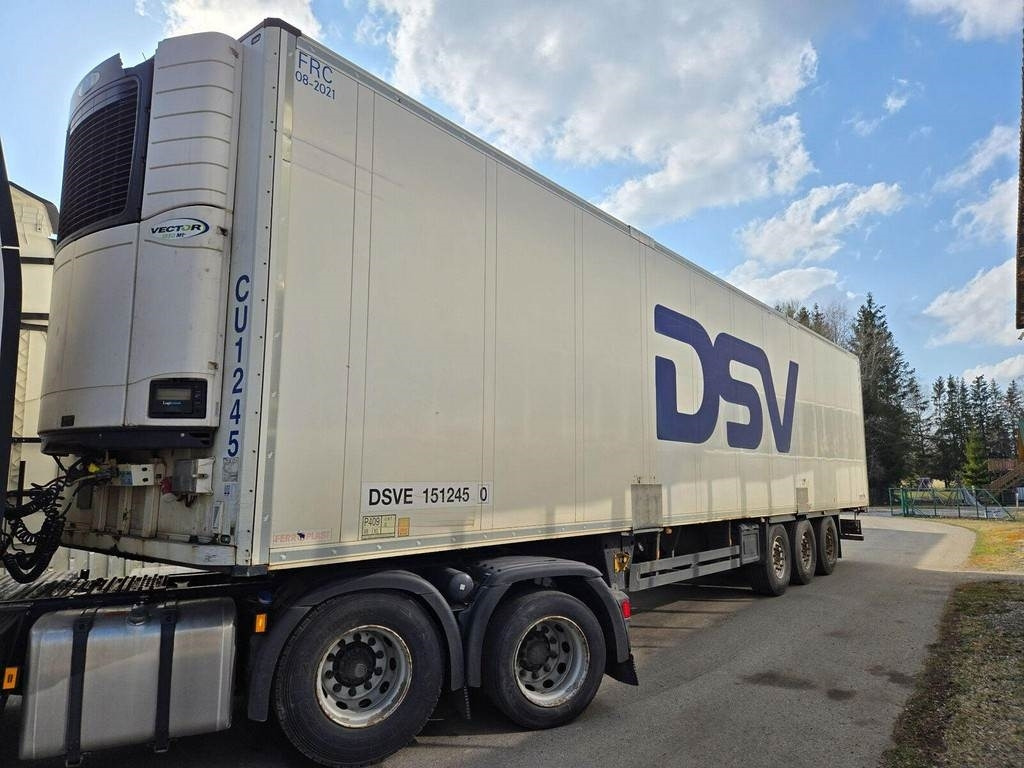 Schmitz Cargobull Sko 24/l-13.4fp45cooldb - Külmutiga poolhaagis: pilt 1 Schmitz Cargobull Sko 24/l-13.4fp45cooldb - Külmutiga poolhaagis: pilt 1