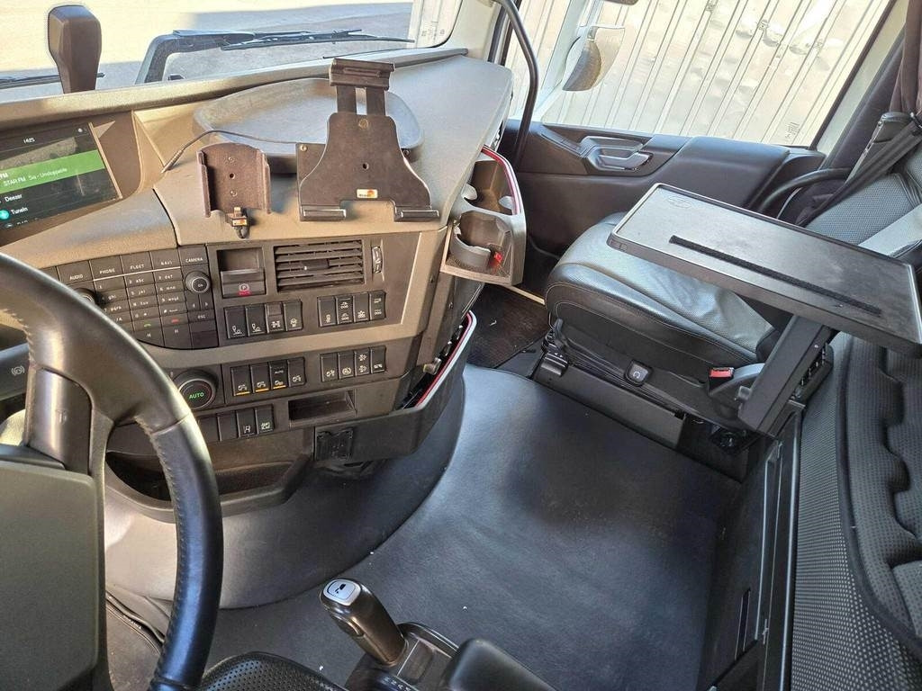 Kabiinišassiiga veoauto Volvo FH540 8X4 CHASSY: pilt 11 Kabiinišassiiga veoauto Volvo FH540 8X4 CHASSY: pilt 11