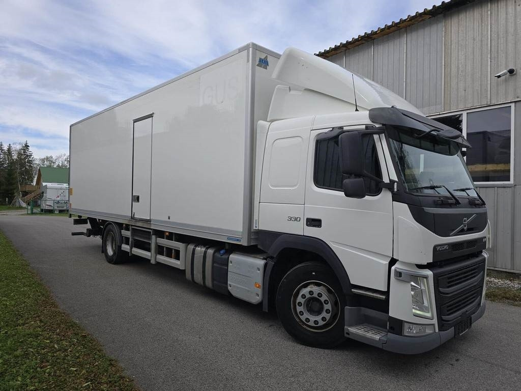 Volvo FM330 4X2 - Kasti veoauto: pilt 5 Volvo FM330 4X2 - Kasti veoauto: pilt 5
