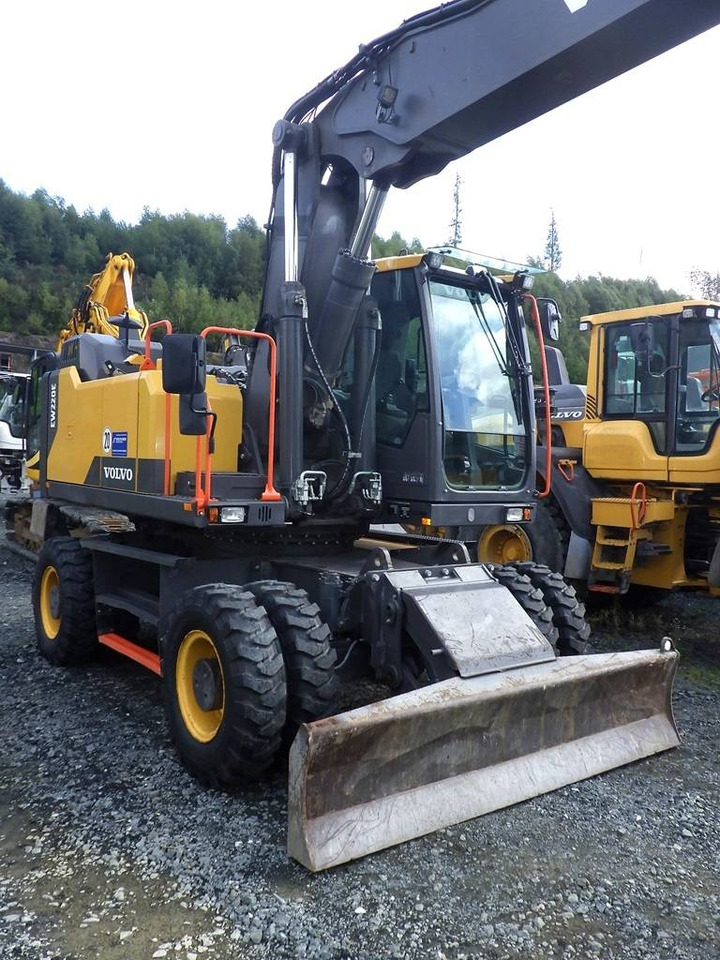 Volvo EW 220 E  - Ratastel ekskavaator: pilt 4 Volvo EW 220 E  - Ratastel ekskavaator: pilt 4