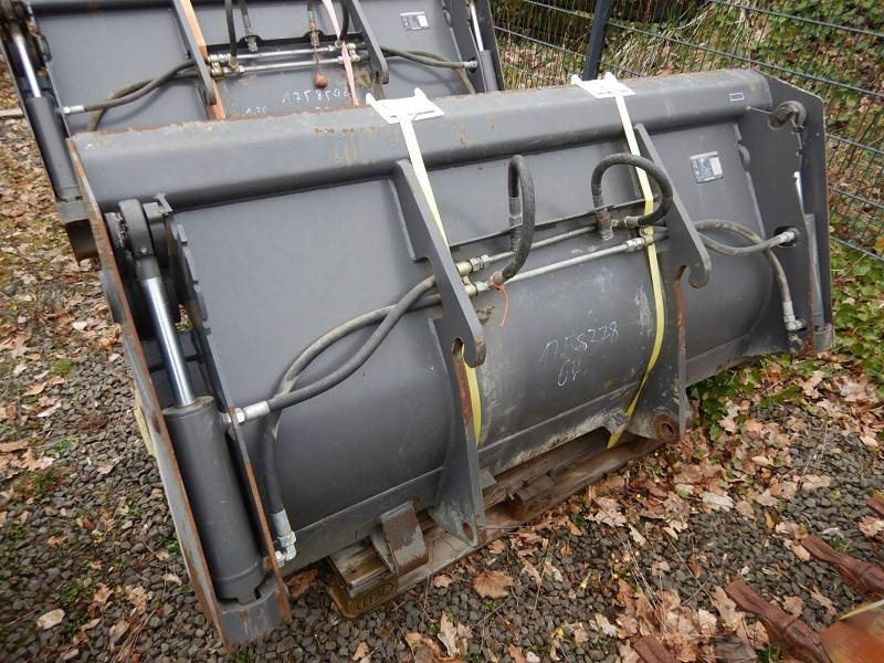 Volvo Klappschaufel für L25 F P - Kopp - Ehitusmasinad: pilt 3 Volvo Klappschaufel für L25 F P - Kopp - Ehitusmasinad: pilt 3