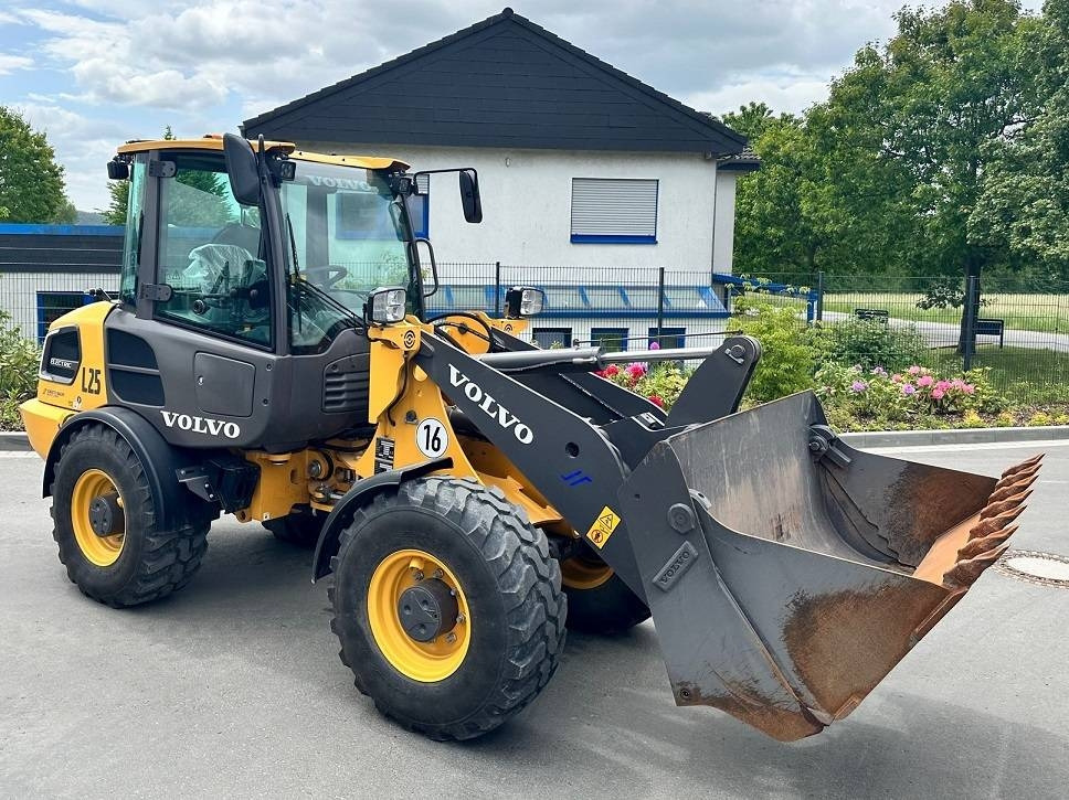 Volvo L 25 Electric - Rataslaadur: pilt 2 Volvo L 25 Electric - Rataslaadur: pilt 2