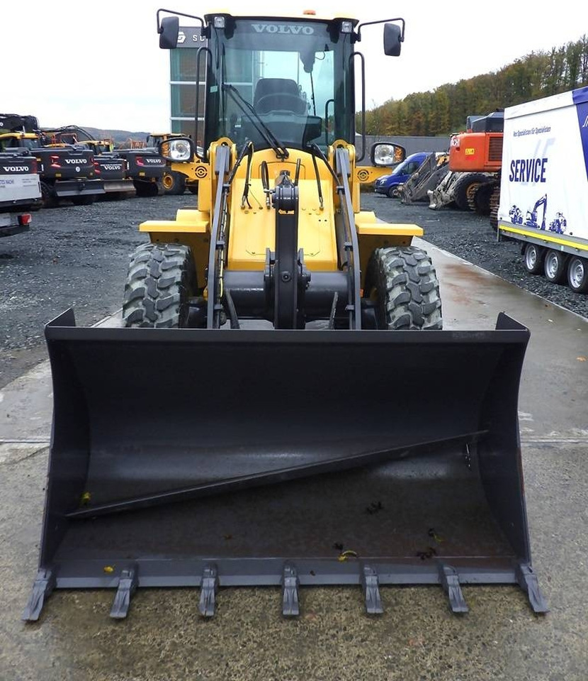 Volvo L 30 G - Rataslaadur: pilt 2 Volvo L 30 G - Rataslaadur: pilt 2