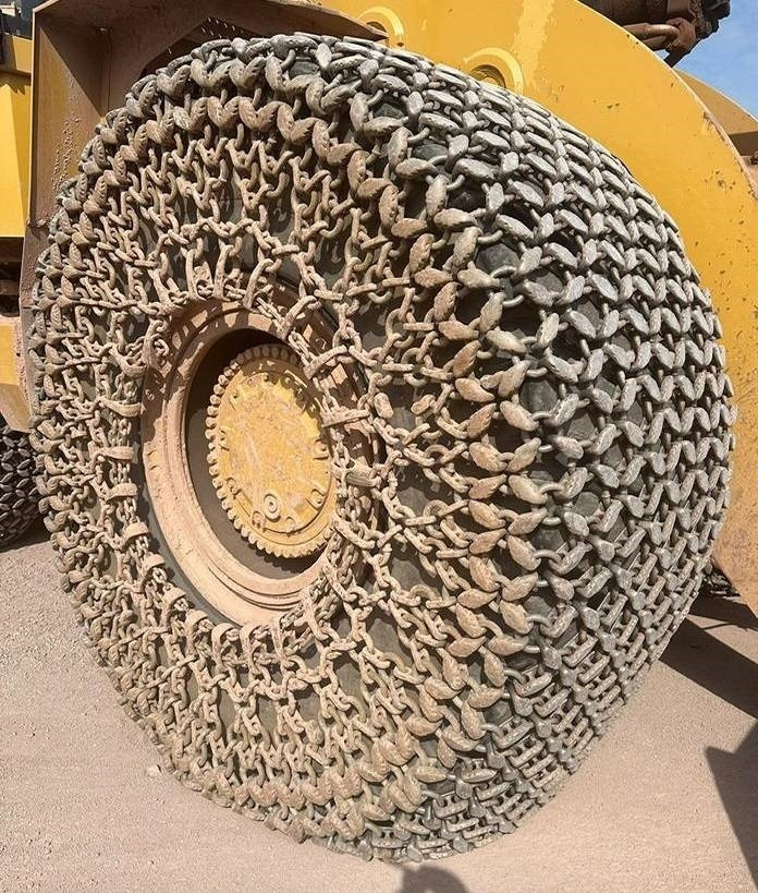 4 x Chains for wheel size 45/65R39 - Rehv - Ehitusmasinad: pilt 1 4 x Chains for wheel size 45/65R39 - Rehv - Ehitusmasinad: pilt 1
