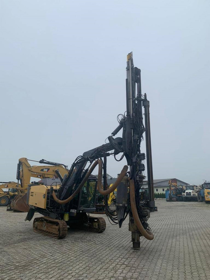 Atlas Copco T 40-11 Smart ROC with drilling rims and diameter - Puurimisplatvorm: pilt 3 Atlas Copco T 40-11 Smart ROC with drilling rims and diameter - Puurimisplatvorm: pilt 3