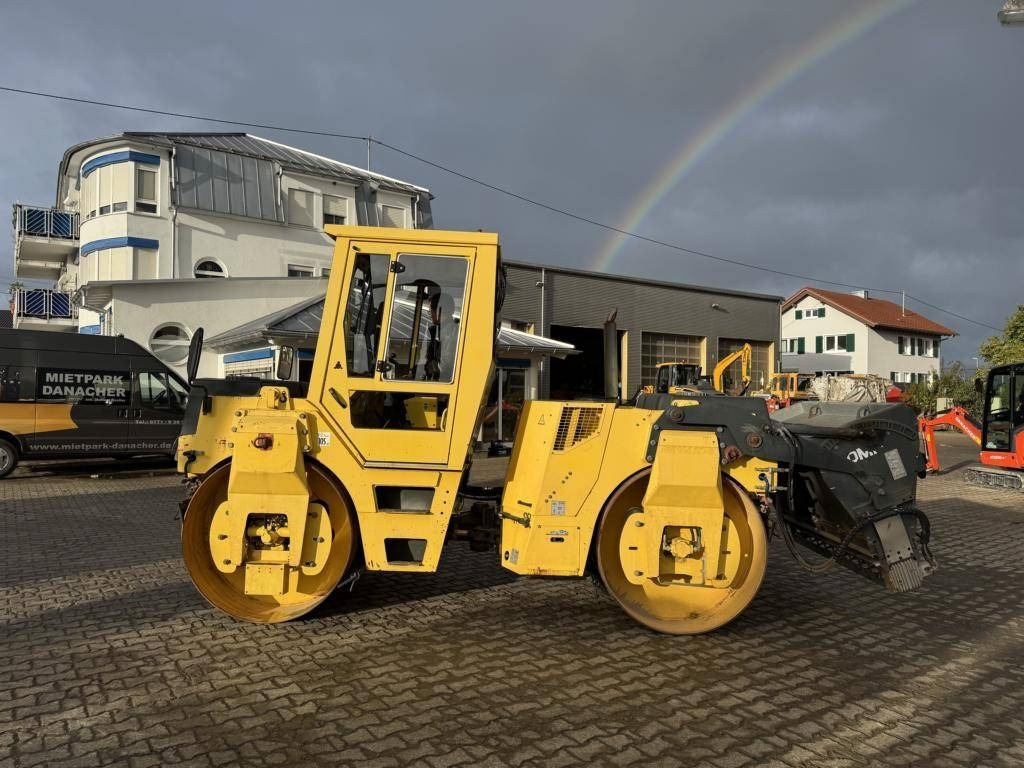 Bomag BW 144 AD-2 mit Splittstreuer BS180 - Teerull: pilt 5 Bomag BW 144 AD-2 mit Splittstreuer BS180 - Teerull: pilt 5