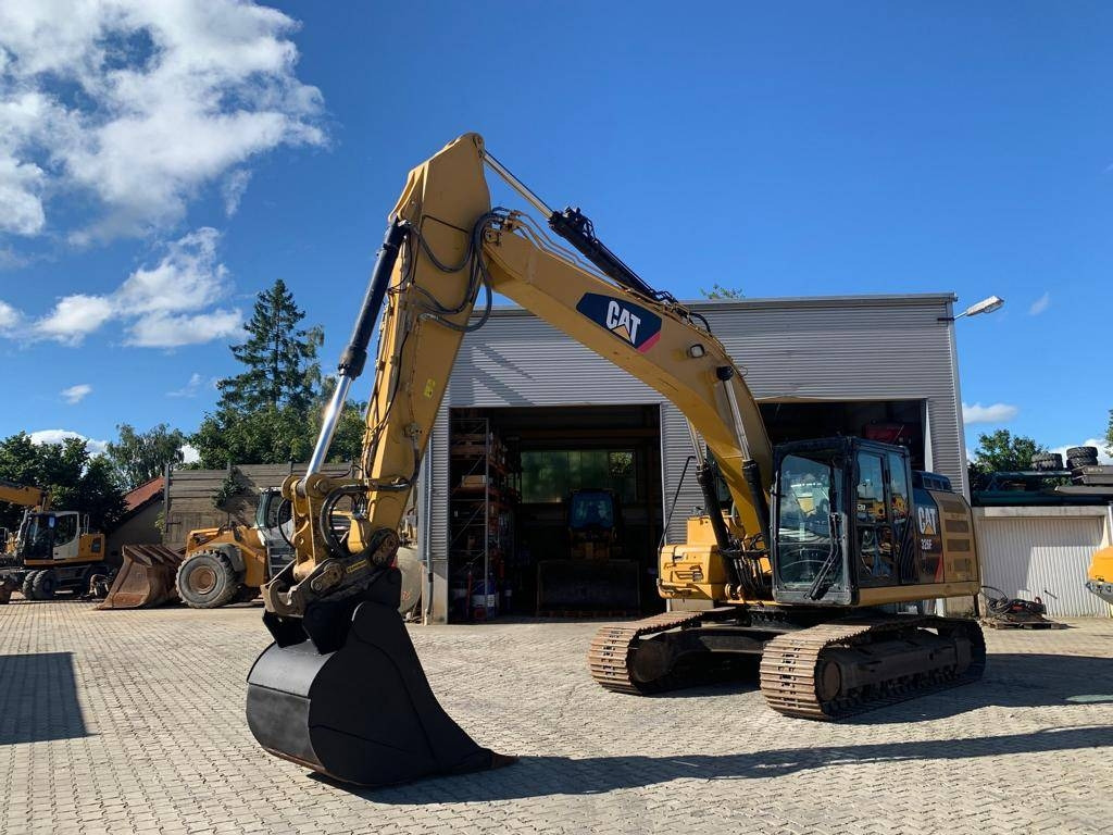 CAT 326FLN - Lintekskavaator: pilt 1 CAT 326FLN - Lintekskavaator: pilt 1