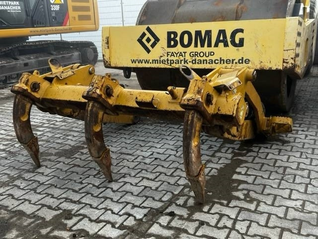CAT Ripper für CAT 973D - Roomiklaadur: pilt 2 CAT Ripper für CAT 973D - Roomiklaadur: pilt 2