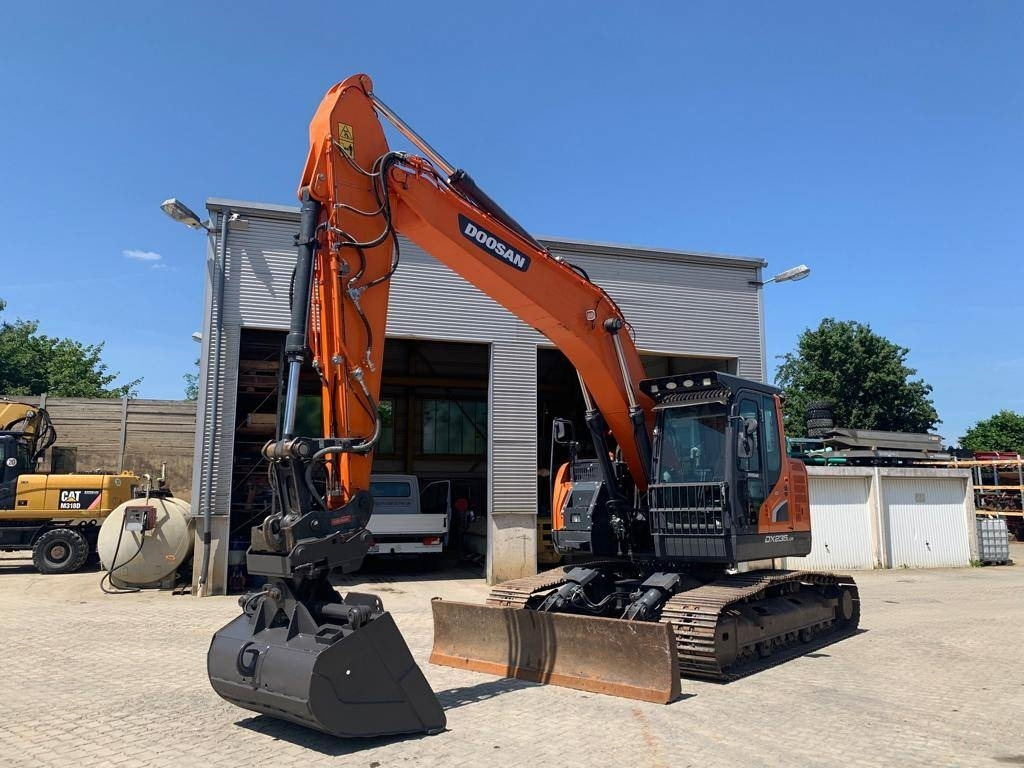 Doosan DX 235 LCR-5 - Lintekskavaator: pilt 1 Doosan DX 235 LCR-5 - Lintekskavaator: pilt 1