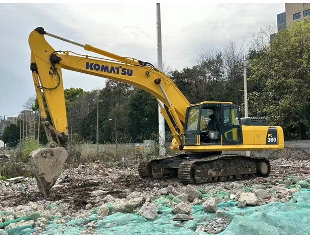 Lintekskavaator 2019 Komatsu PC360-8: pilt 9