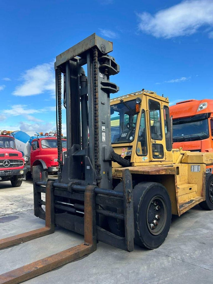 CATERPILLAE DP 150 N - Kahveltõstuk: pilt 2 CATERPILLAE DP 150 N - Kahveltõstuk: pilt 2