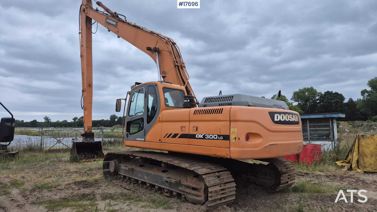 2006 Doosan DX 300 LC - Lintekskavaator: pilt 2 2006 Doosan DX 300 LC - Lintekskavaator: pilt 2