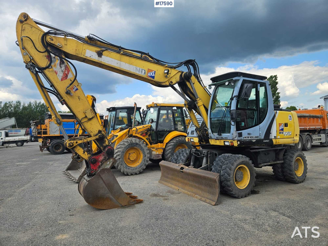 2010, New Holland WL 170C - Ratastel ekskavaator: pilt 1 2010, New Holland WL 170C - Ratastel ekskavaator: pilt 1