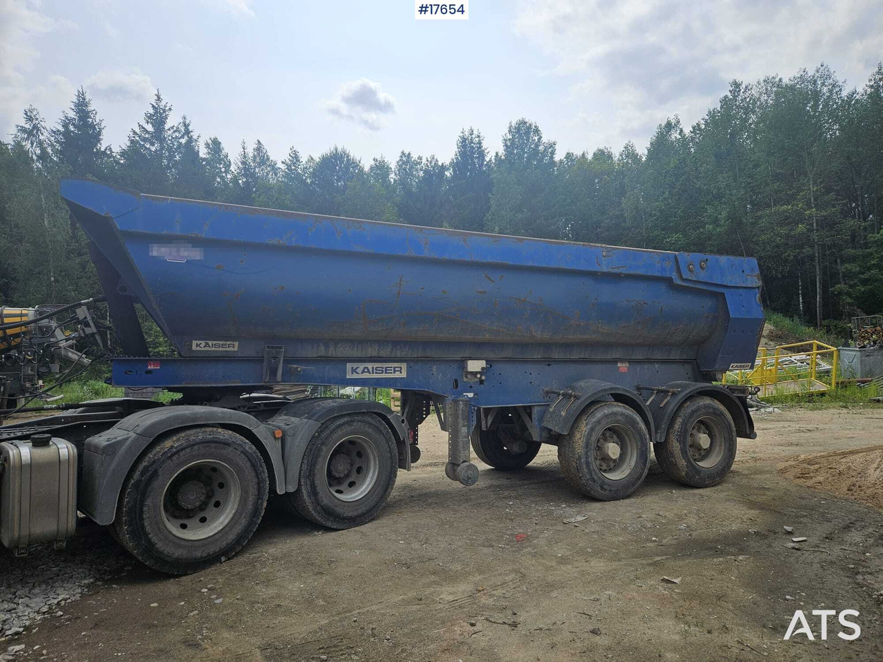 2010 ROBUSTE - KAISER S3302 - Kallur-poolhaagis: pilt 1 2010 ROBUSTE - KAISER S3302 - Kallur-poolhaagis: pilt 1