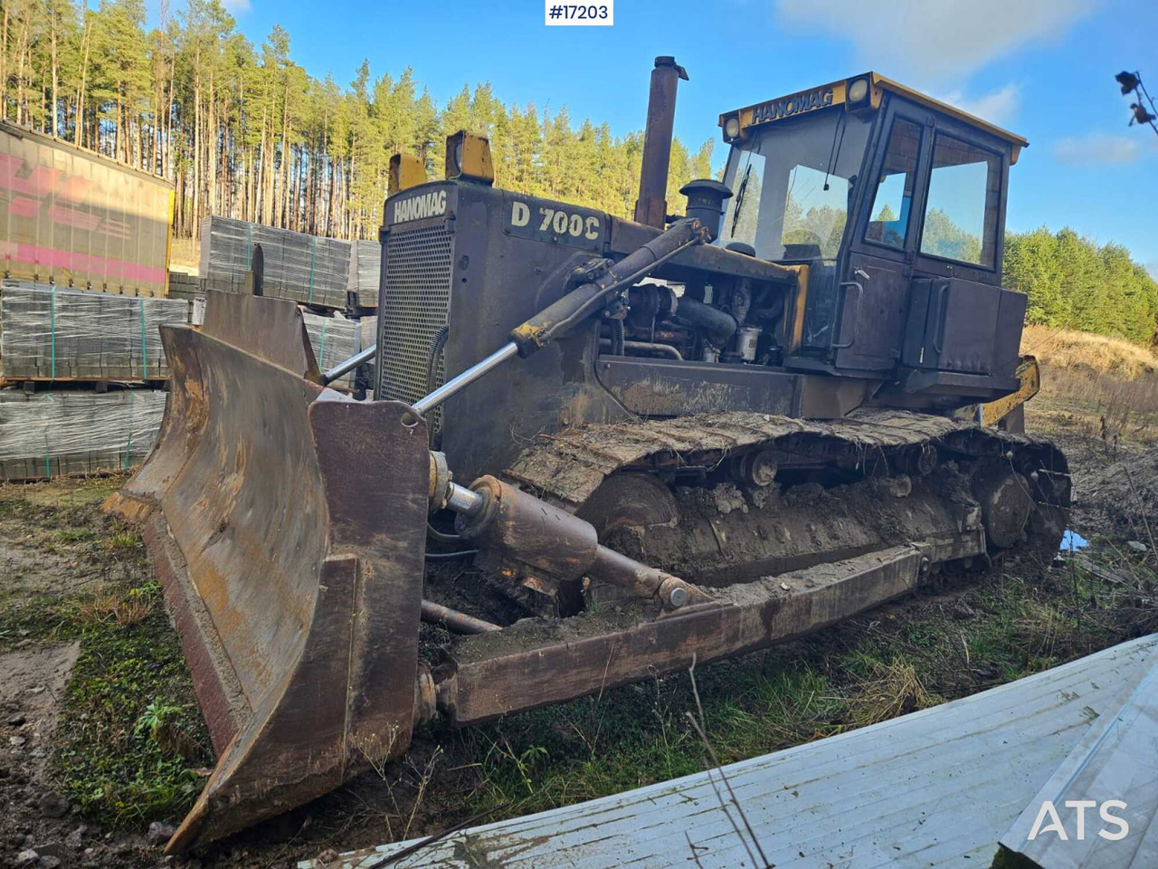Bulldozer HANOMAG D700 C (1991) - Buldooser: pilt 1 Bulldozer HANOMAG D700 C (1991) - Buldooser: pilt 1