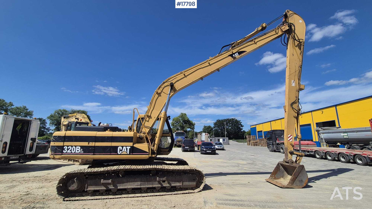 Crawler excavator JCB JS 220 LONG 16m (1997) - Lintekskavaator: pilt 1 Crawler excavator JCB JS 220 LONG 16m (1997) - Lintekskavaator: pilt 1