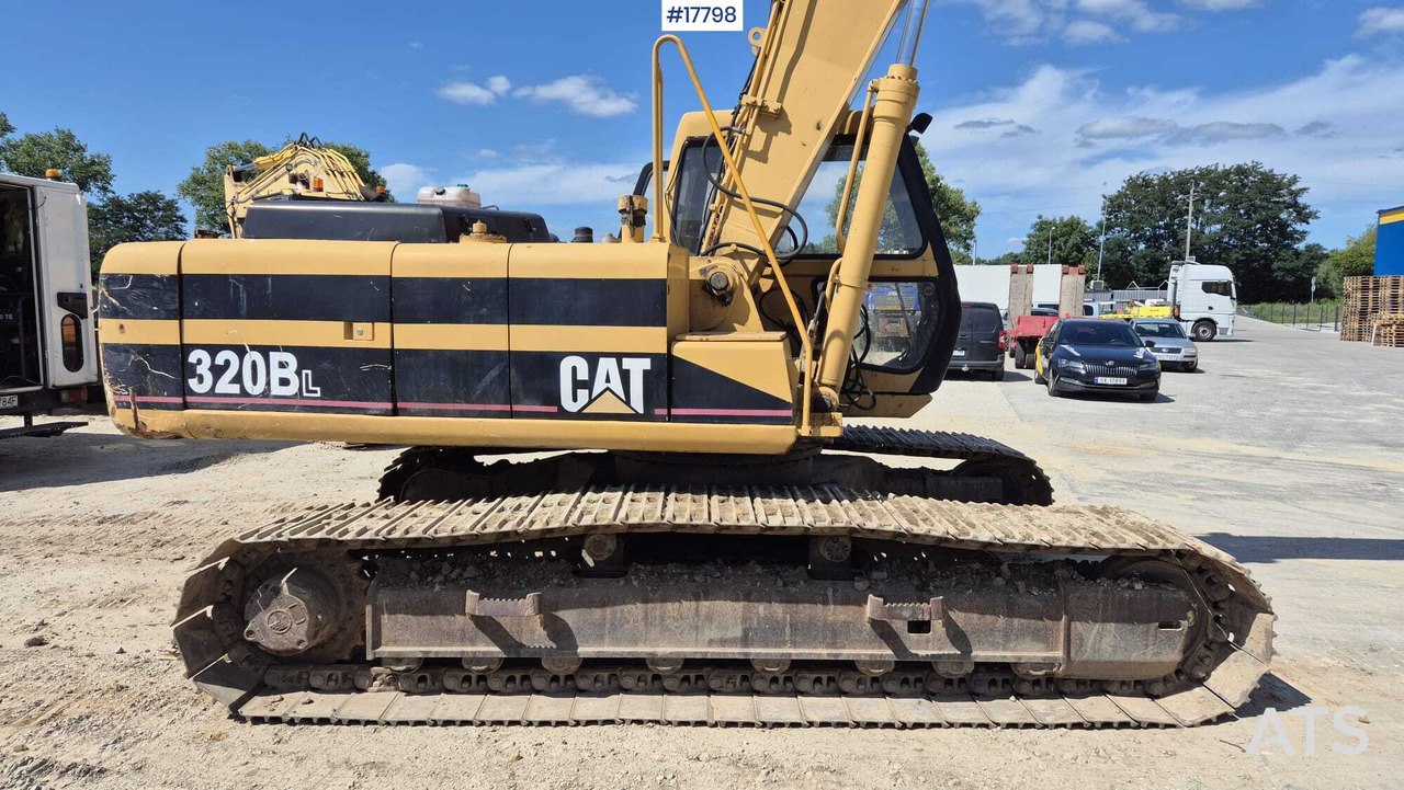 Crawler excavator JCB JS 220 LONG 16m (1997) - Lintekskavaator: pilt 2 Crawler excavator JCB JS 220 LONG 16m (1997) - Lintekskavaator: pilt 2