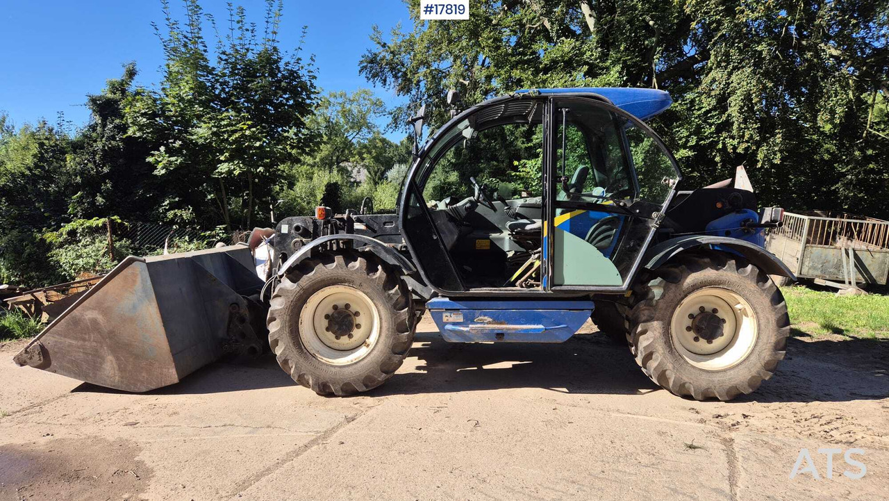 Ładowarka teleskopowa New Holland LM 5060 (2003) - Teleskooplaadur: pilt 4 Ładowarka teleskopowa New Holland LM 5060 (2003) - Teleskooplaadur: pilt 4